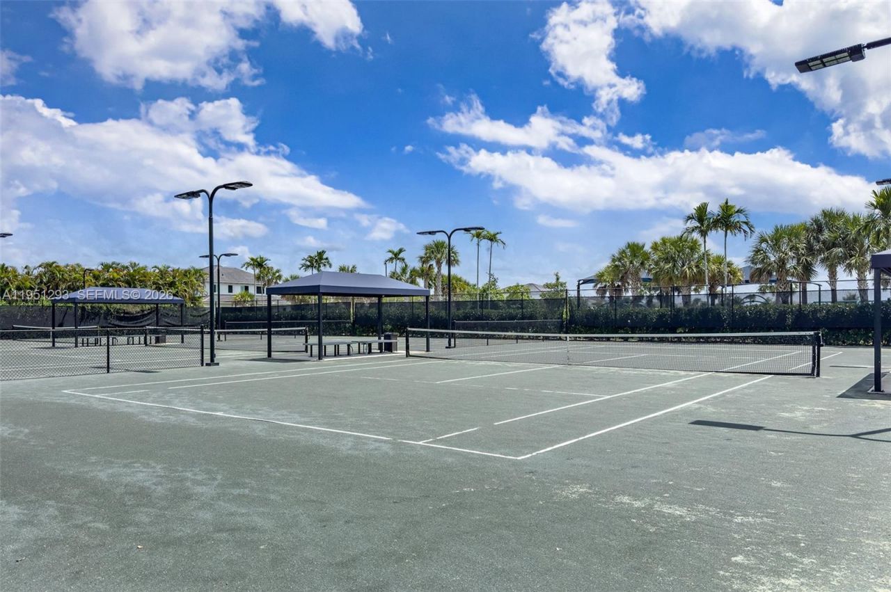 10752 Northbrook Cir, Palm Beach Gardens, FL 33412 Photo