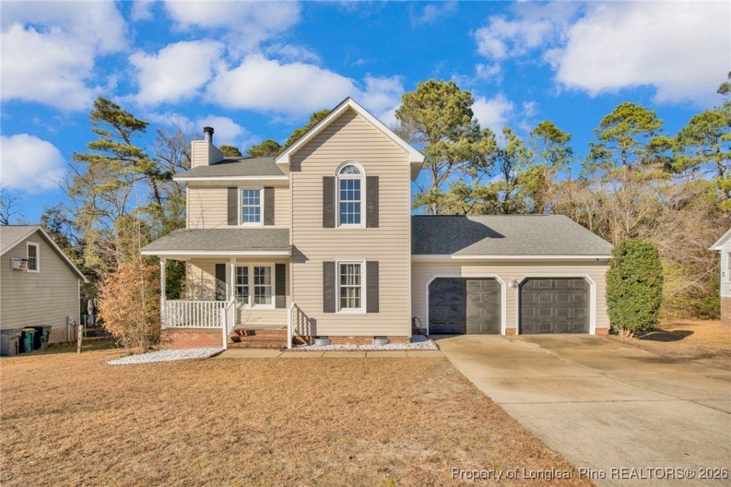 818 Eagle Landing Drive, Hope Mills, NC 28348 Main Photo