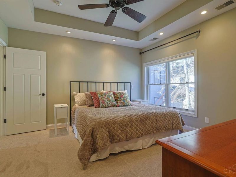 330 Boal Street, Cincinnati, OH 45202 Photo 29