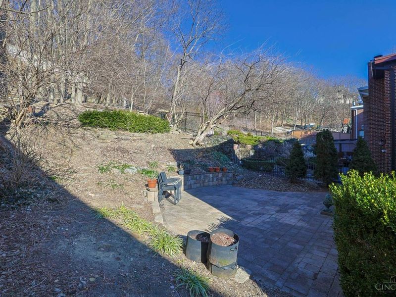 330 Boal Street, Cincinnati, OH 45202 Photo 55