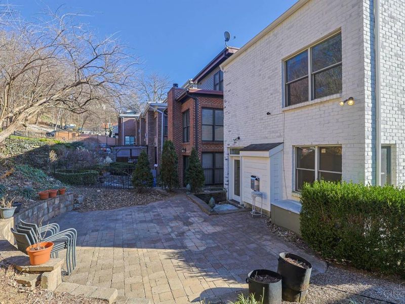 330 Boal Street, Cincinnati, OH 45202 Photo 56