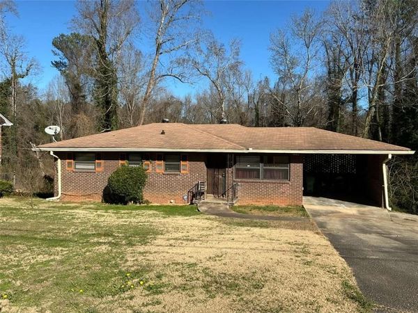 1882 Glen Echo Drive, Decatur, GA 30032