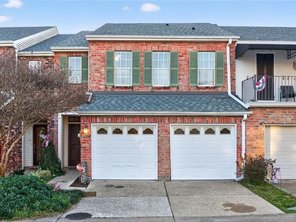 1004 OLD METAIRIE Place, Metairie, LA 70001