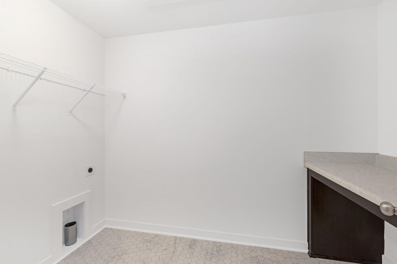 1012 Toland Drive Photo 24