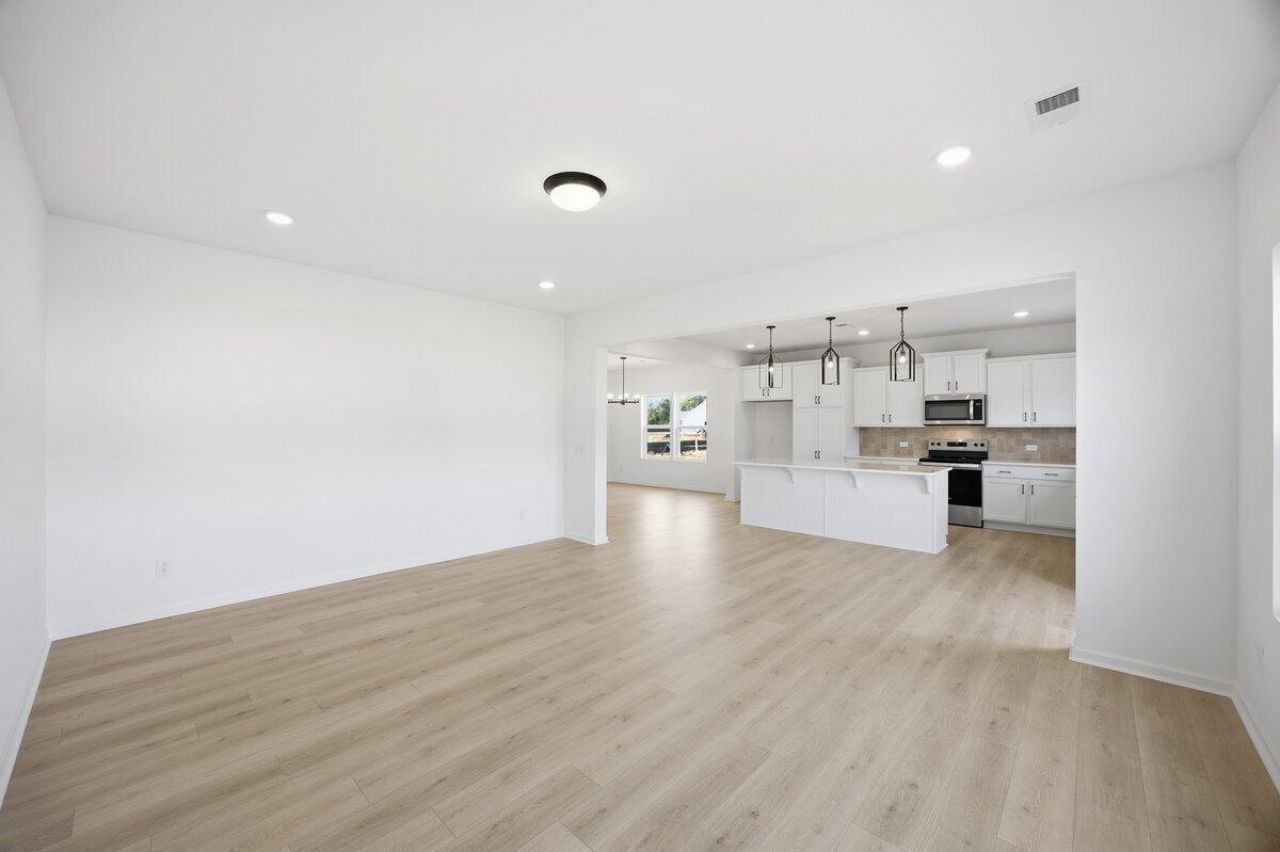 1012 Toland Drive Photo 6