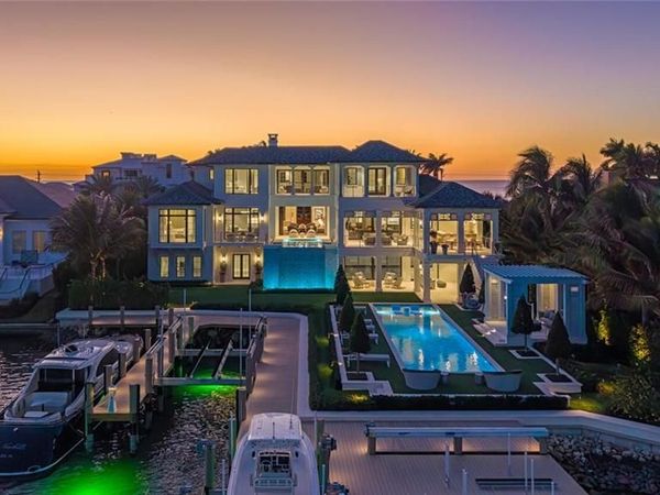 3777 Gordon DR, NAPLES, FL 34102