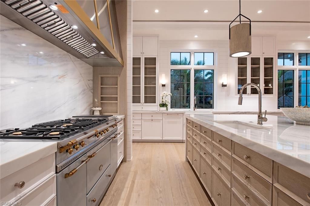 3777 Gordon Dr, Naples, FL 34102 Photo