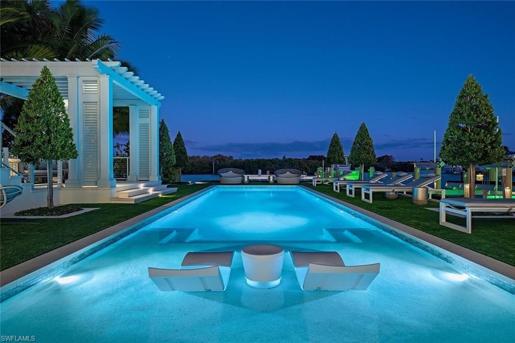 3777 Gordon Dr, Naples, FL 34102 Photo