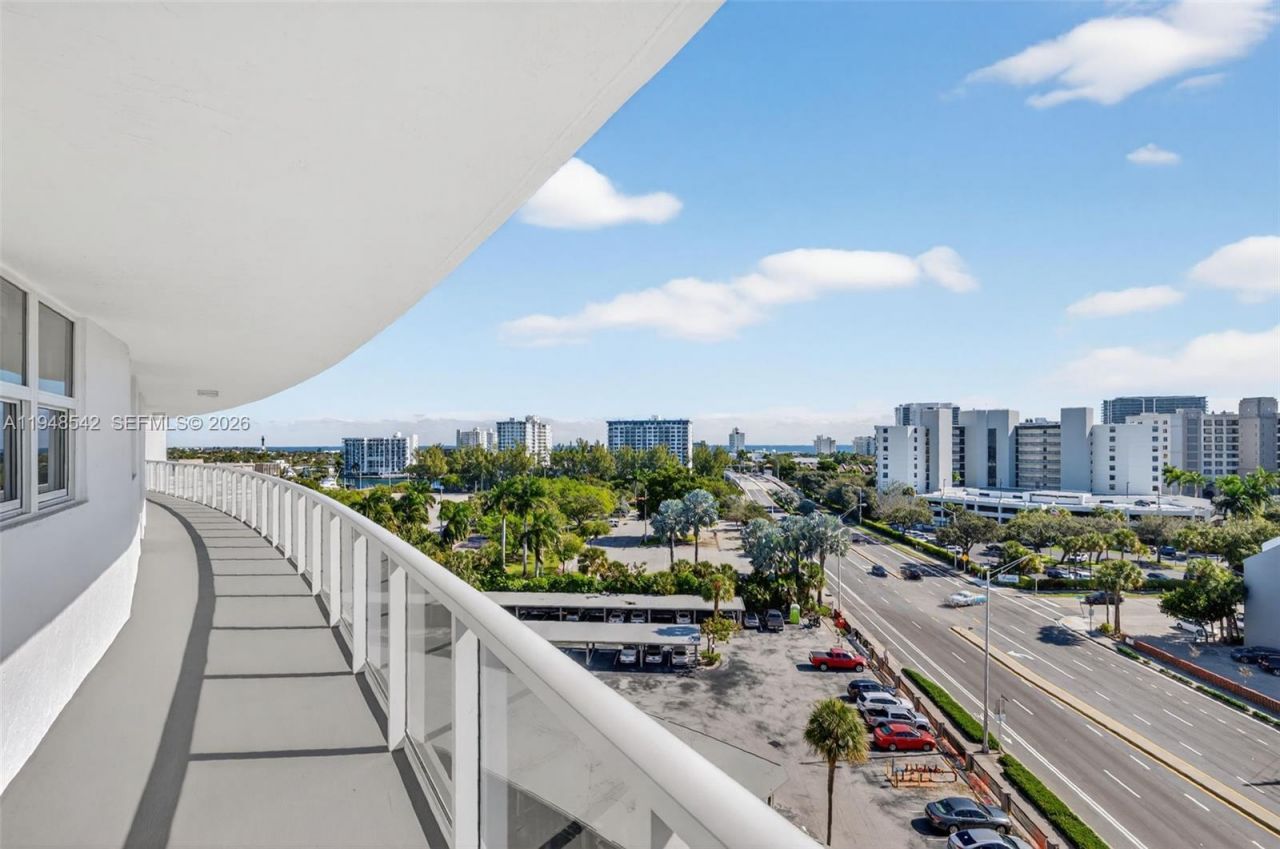 2731 NE 14th St Cswy , Unit 919, Pompano Beach, FL 33062 Photo