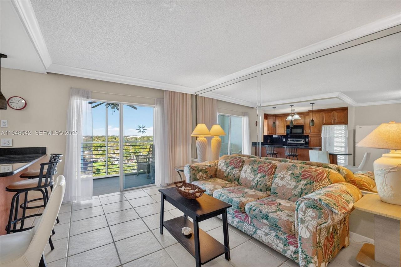 2731 NE 14th St Cswy , Unit 919, Pompano Beach, FL 33062 Photo