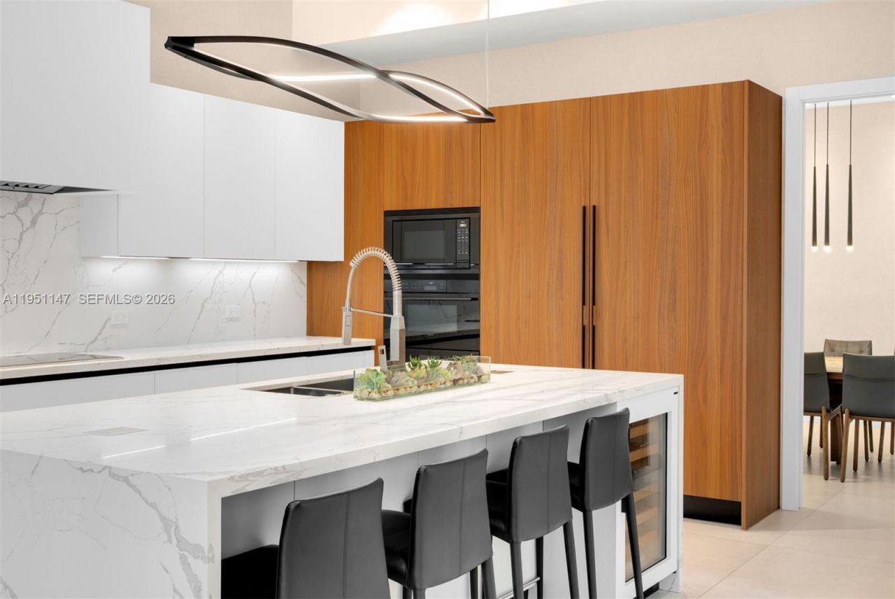 229 Golden Beach Dr , Golden Beach, FL 33160 Photo