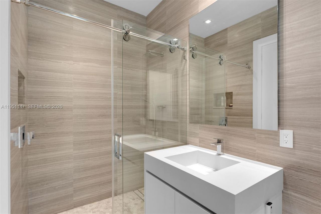 229 Golden Beach Dr , Golden Beach, FL 33160 Photo