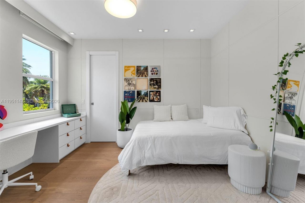 229 Golden Beach Dr , Golden Beach, FL 33160 Photo