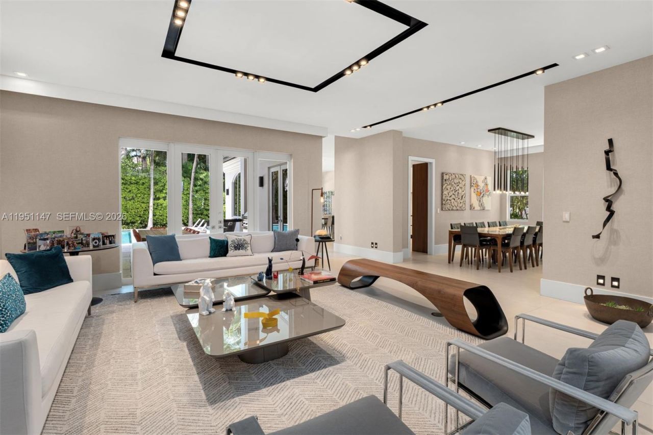 229 Golden Beach Dr , Golden Beach, FL 33160 Photo