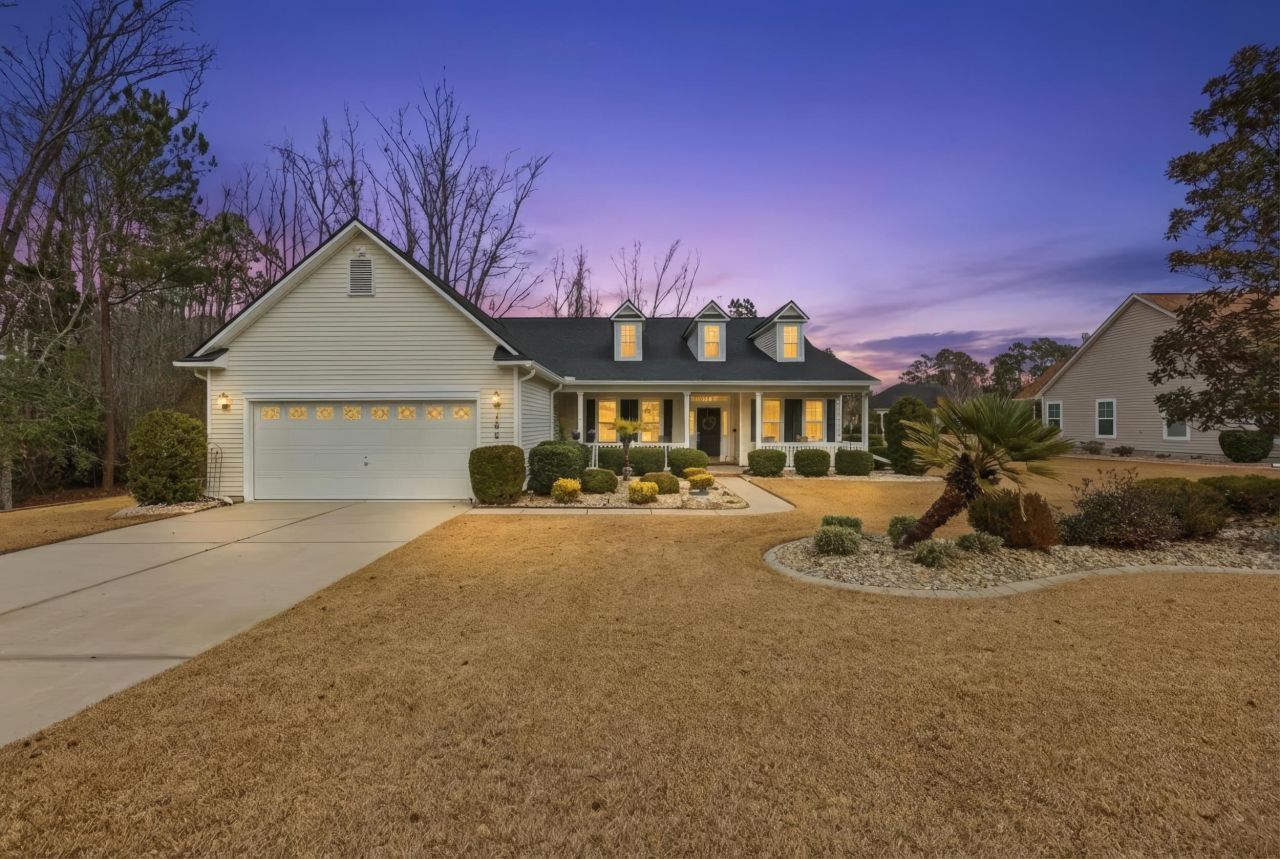 160 Three Oak Ln. Photo 1