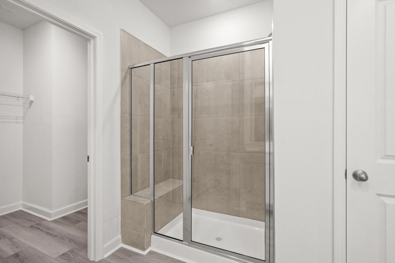 1024 Lauryn Oak Loop Photo 23