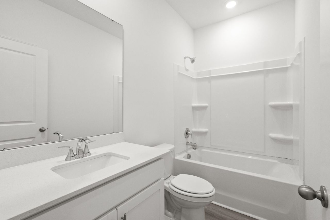 1024 Lauryn Oak Loop Photo 29