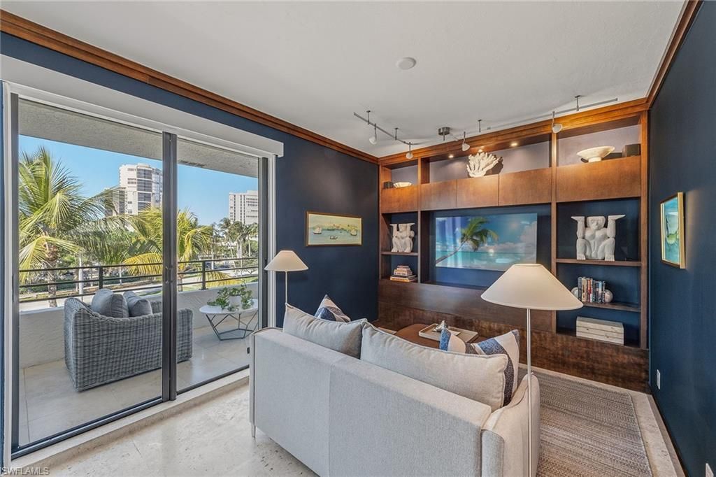 4400 Gulf Shore Blvd N, Unit 4-405, Naples, FL 34103 Photo