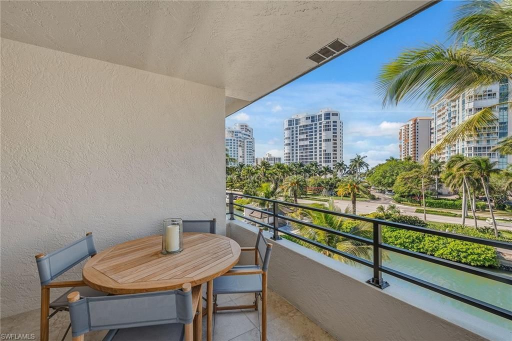 4400 Gulf Shore Blvd N, Unit 4-405, Naples, FL 34103 Photo