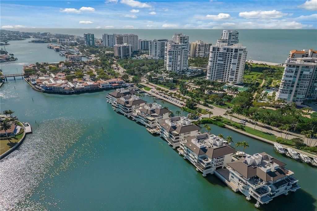 4400 Gulf Shore Blvd N, Unit 4-405, Naples, FL 34103 Photo