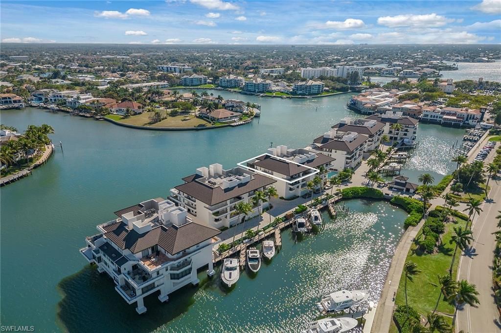 4400 Gulf Shore Blvd N, Unit 4-405, Naples, FL 34103 Photo