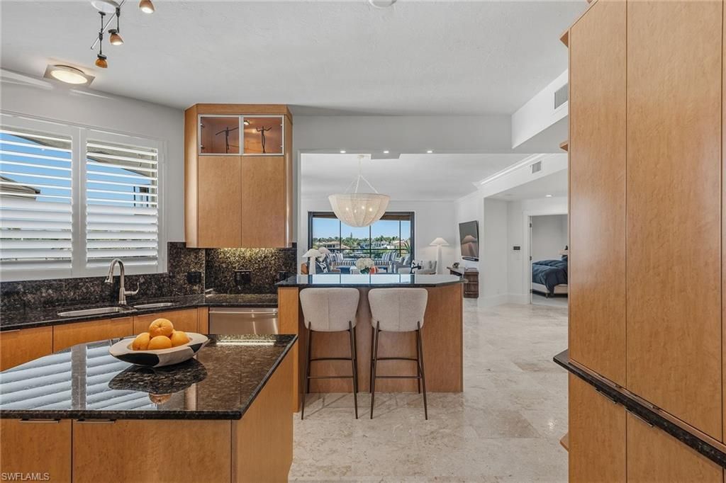 4400 Gulf Shore Blvd N, Unit 4-405, Naples, FL 34103 Photo