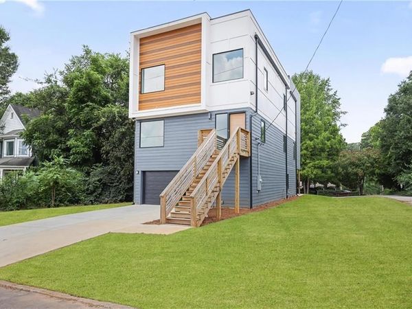 956 Herndon Street NW, Atlanta, GA 30318