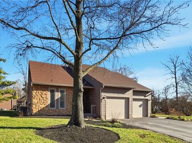 10432 Hickory Point Drive, Blue Ash, OH 45242