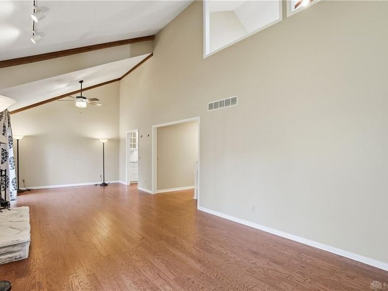 10432 Hickory Point Drive, Blue Ash, OH 45242 Photo 6