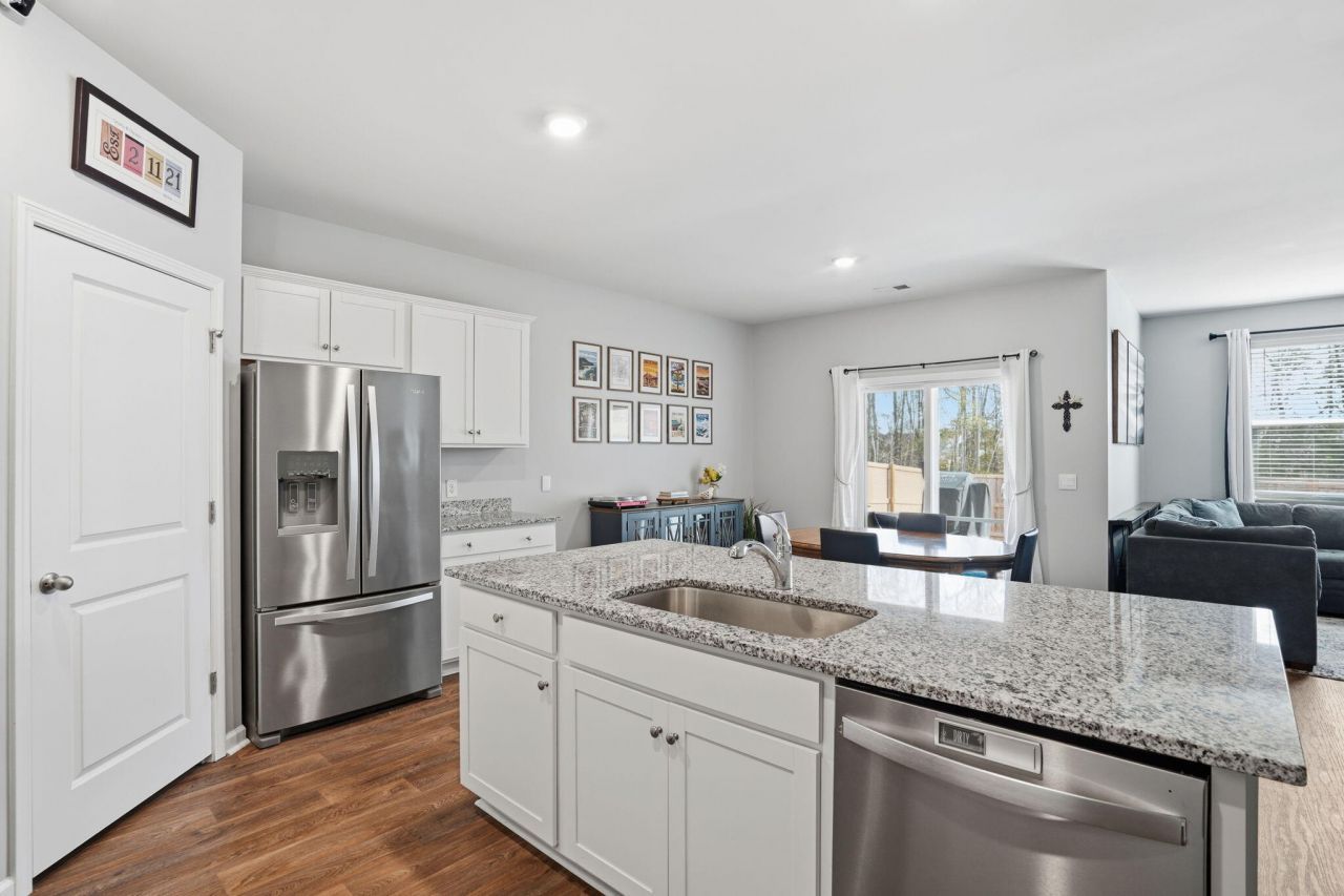 153 Ivory Shadow Road Photo 7