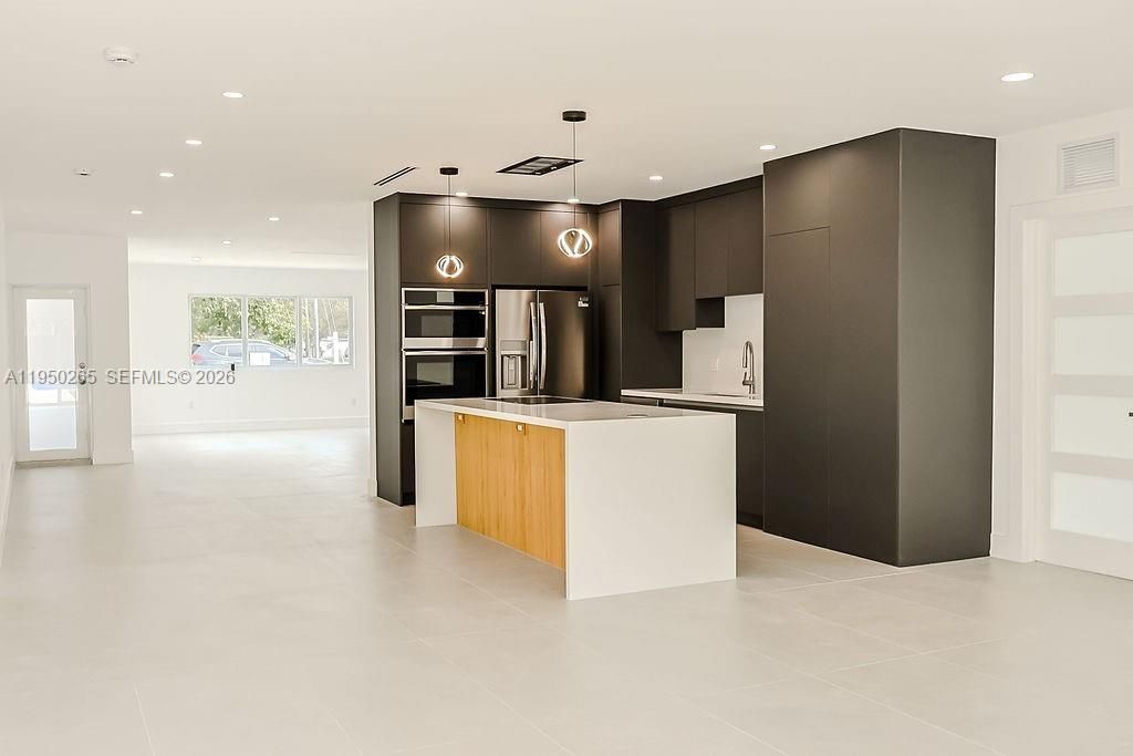 588 Palmetto Dr, Miami Springs, FL 33166 Photo