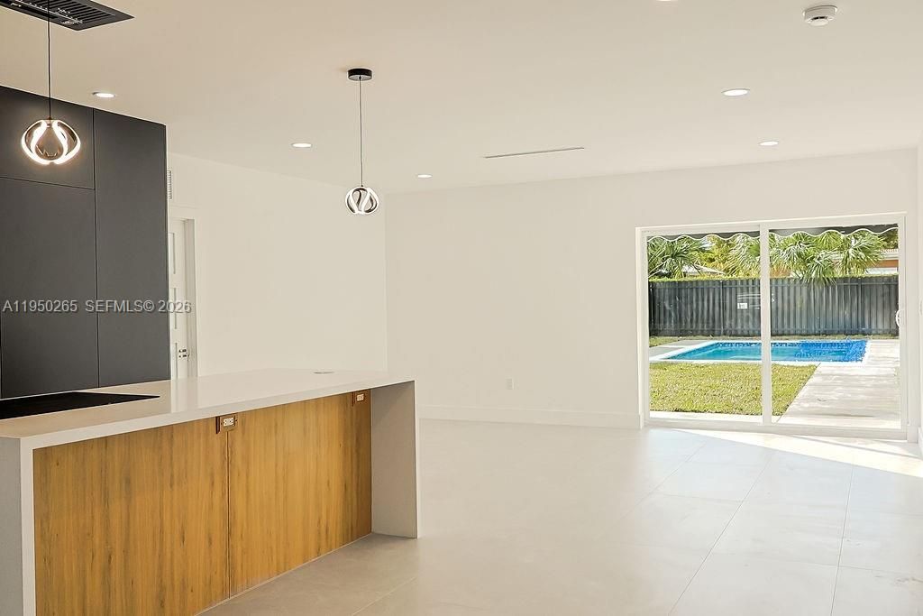 588 Palmetto Dr, Miami Springs, FL 33166 Photo