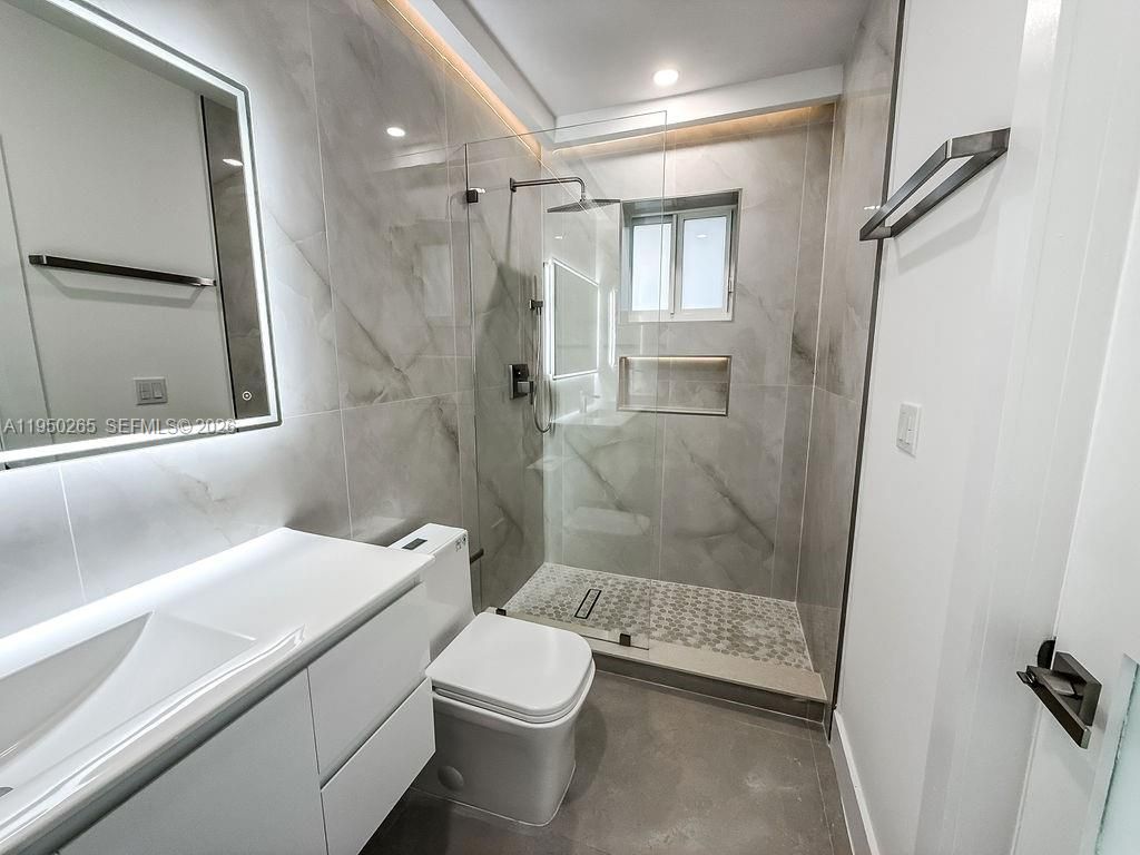 588 Palmetto Dr, Miami Springs, FL 33166 Photo