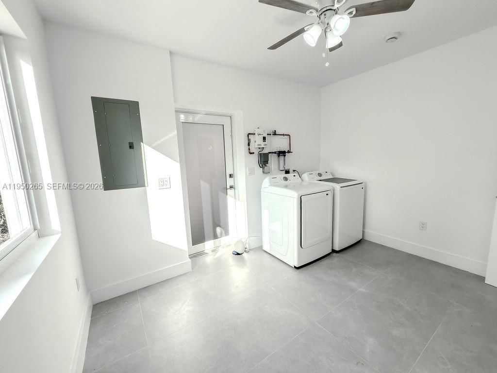 588 Palmetto Dr, Miami Springs, FL 33166 Photo