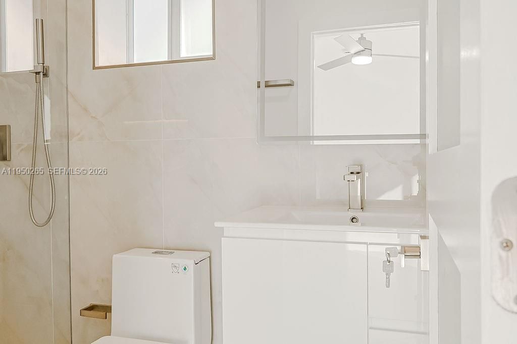 588 Palmetto Dr, Miami Springs, FL 33166 Photo