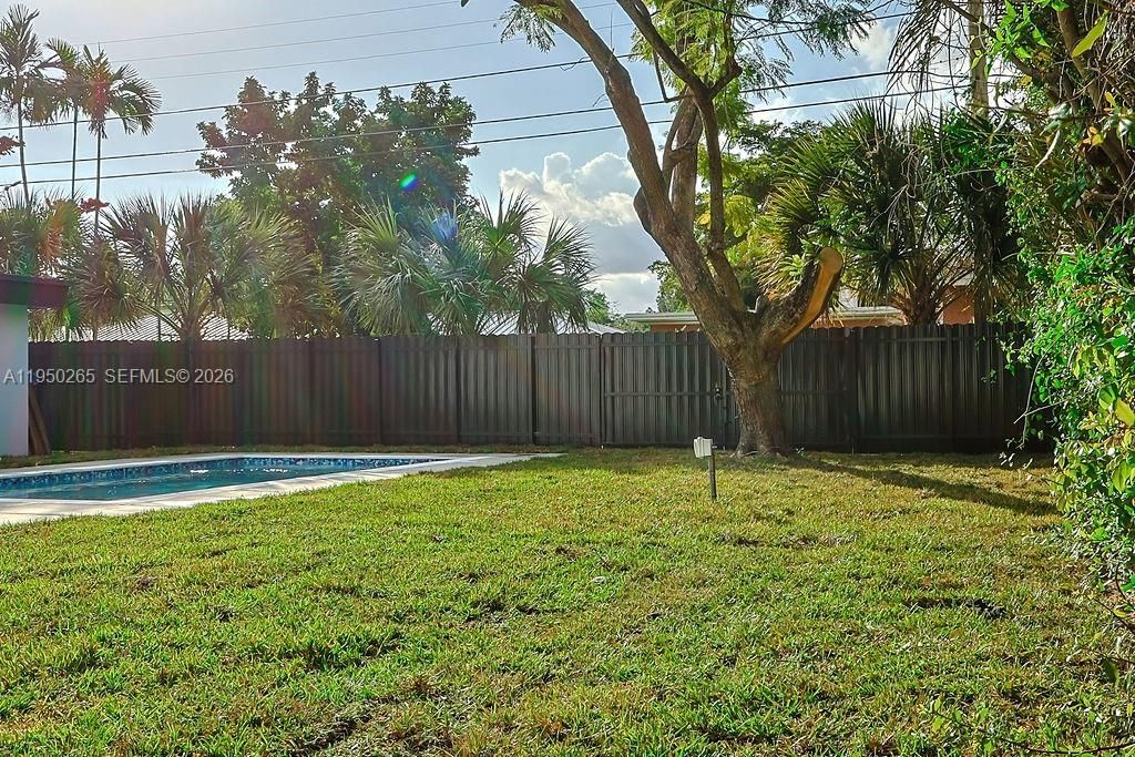 588 Palmetto Dr, Miami Springs, FL 33166 Photo