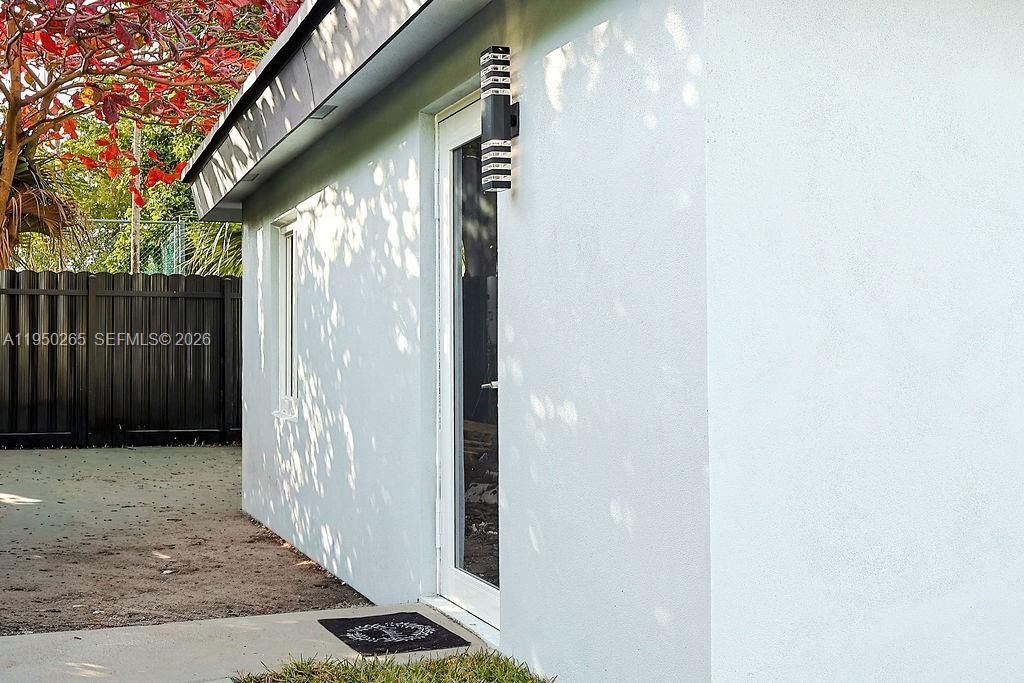 588 Palmetto Dr, Miami Springs, FL 33166 Photo