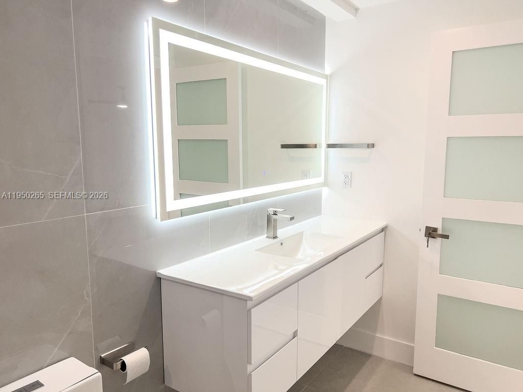 588 Palmetto Dr, Miami Springs, FL 33166 Photo