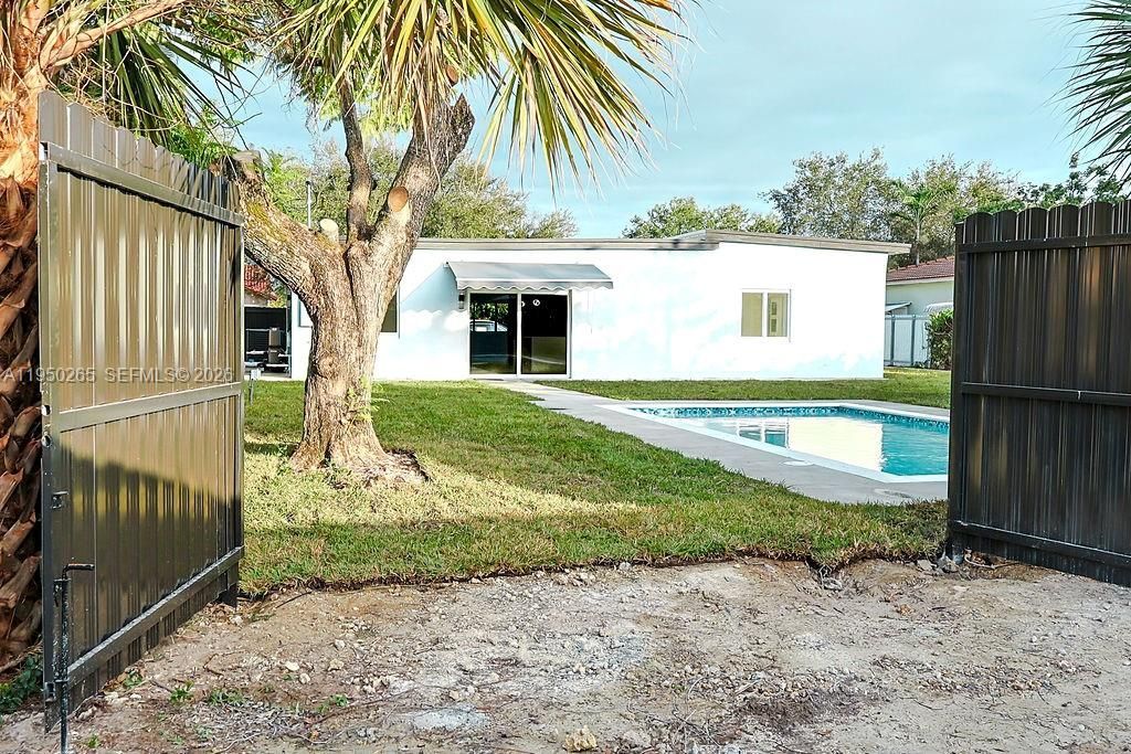 588 Palmetto Dr, Miami Springs, FL 33166 Photo