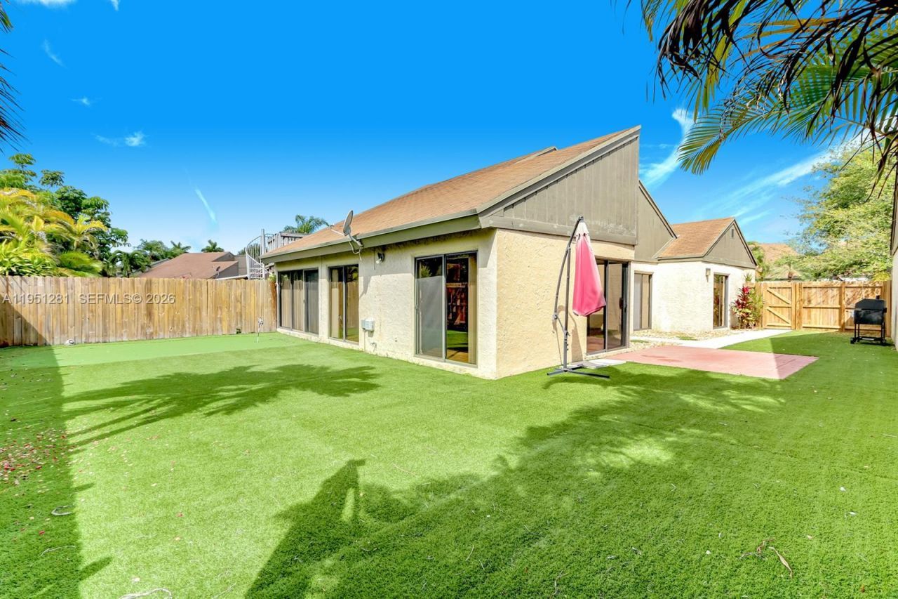 7528 SW 95th Pl, Miami, FL 33173 Photo