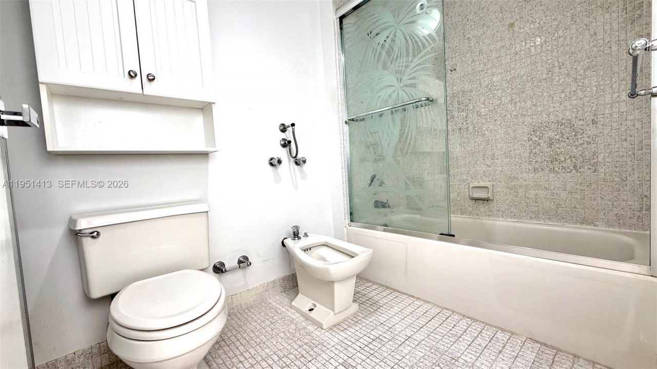 290 174th St, Unit 312, Sunny Isles Beach, FL 33160 Photo