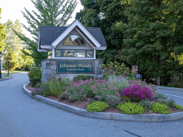 18 Talbot Lane, Unit 18, Reading, MA 01867