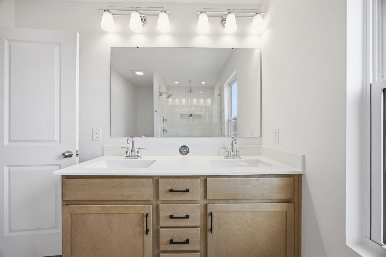 1020 Toland Drive Photo 11