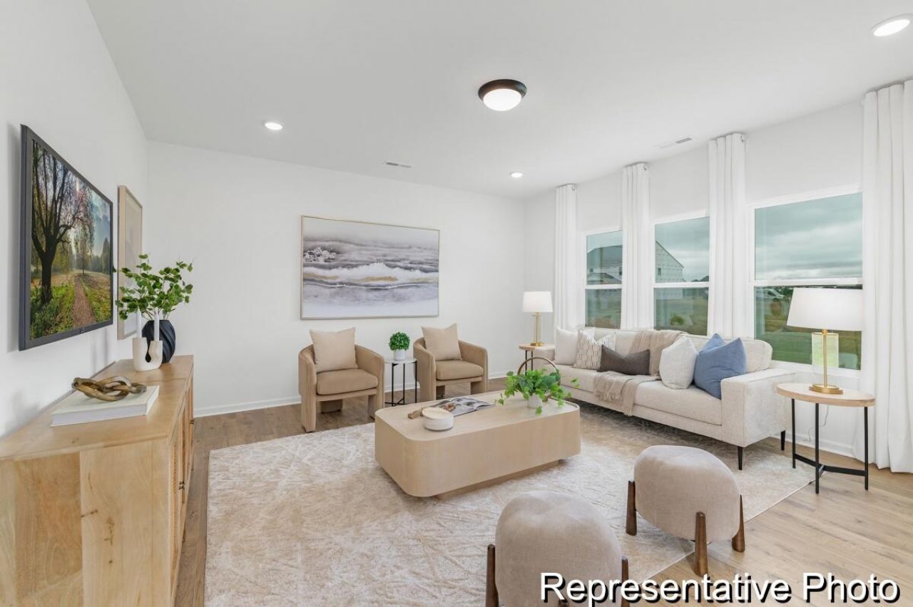 1020 Drakeford Street Photo 8