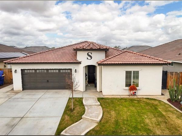 8602 Littleton Street, Bakersfield, CA 93314