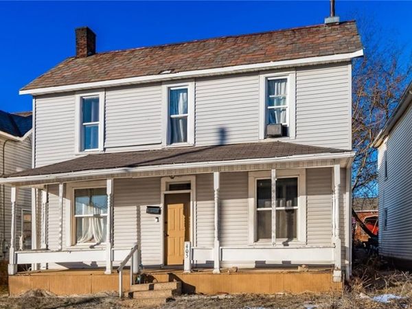 405 Foster Avenue, Cambridge, OH 43725