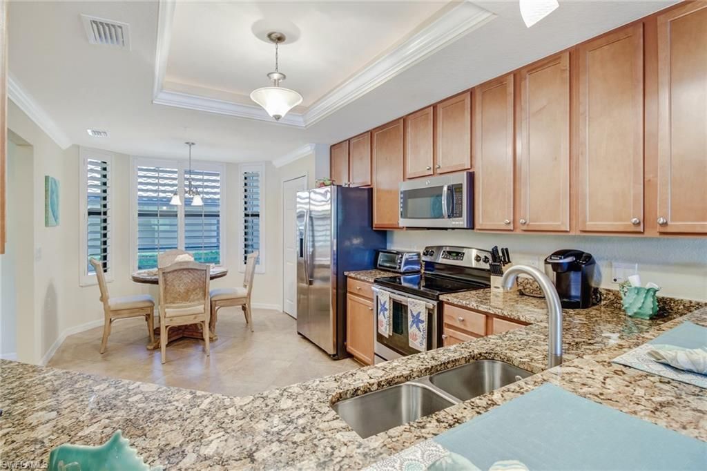 9514 Avellino Way, Unit 2116, Naples, FL 34113 Photo