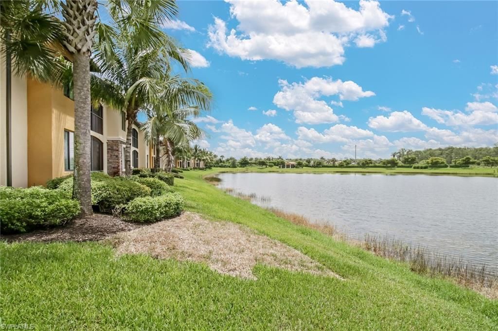 9514 Avellino Way, Unit 2116, Naples, FL 34113 Photo