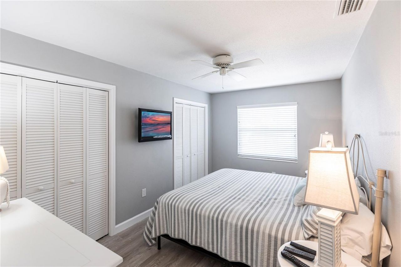 6020 Midnight Pass Road, Unit 11, Sarasota, FL 34242 Photo