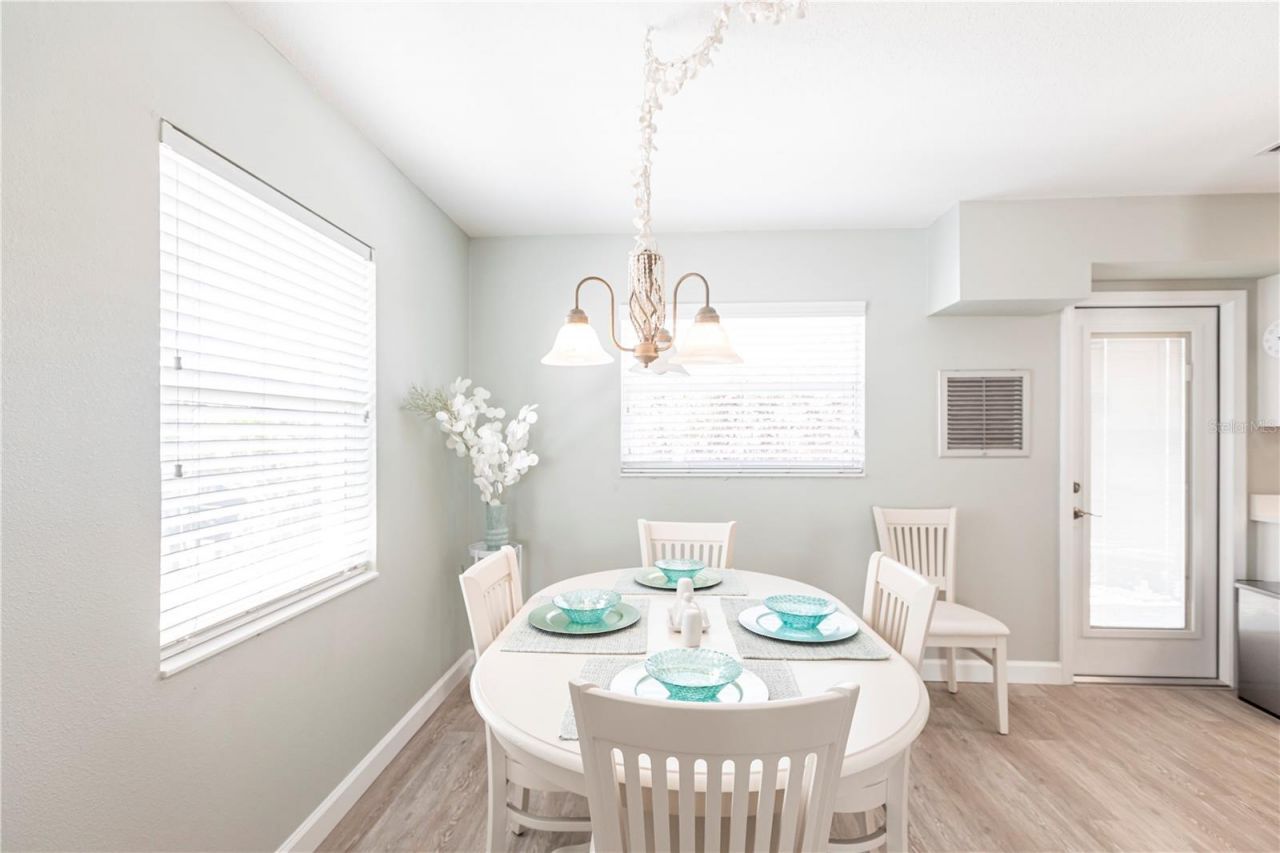 6020 Midnight Pass Road, Unit 11, Sarasota, FL 34242 Photo